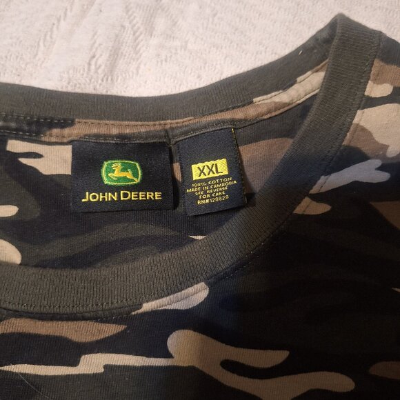 John Deere every season is Deere season - Picture 3 of 4